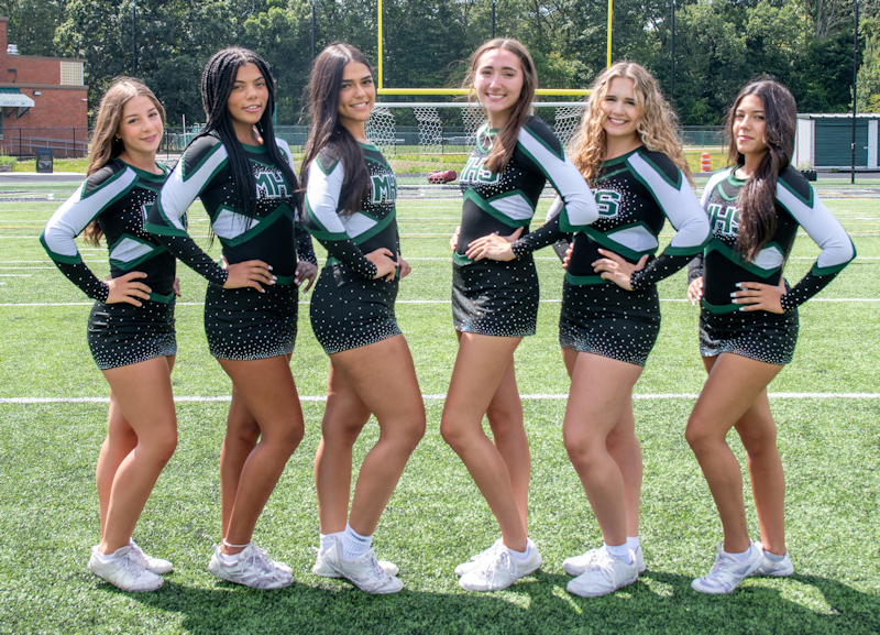 Senior Cheerleaders